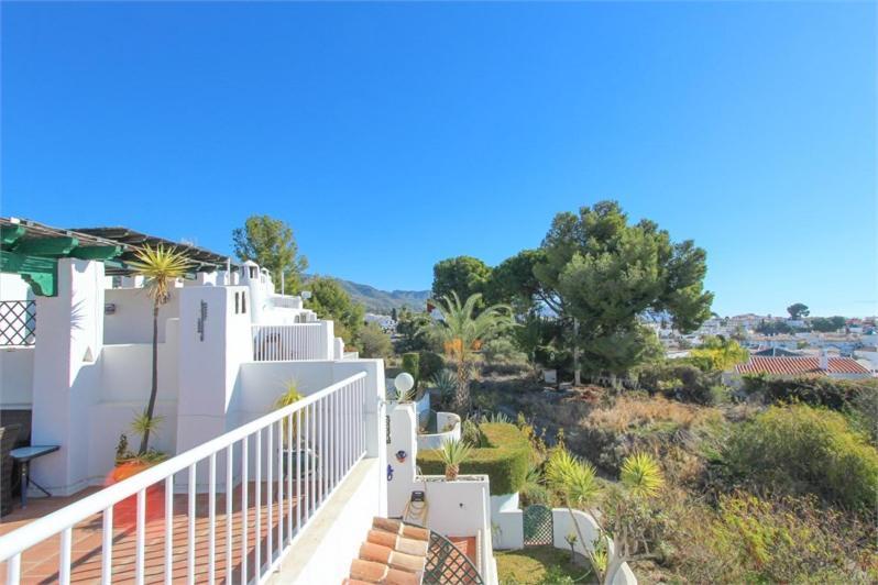 Amazing 3 Bedroom Townhouse In Nerja Exterior foto